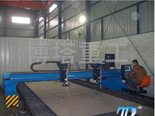 龍門式火焰數控切割機