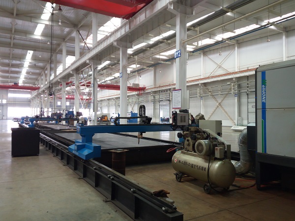 專用車生產線罐體制造焊接工藝流程與使用設備