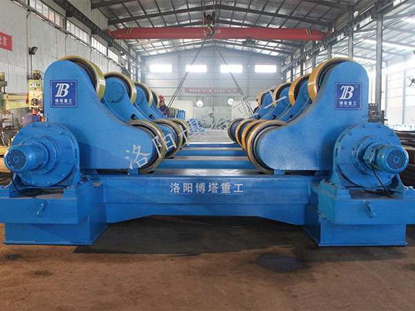 300噸自調滾輪架